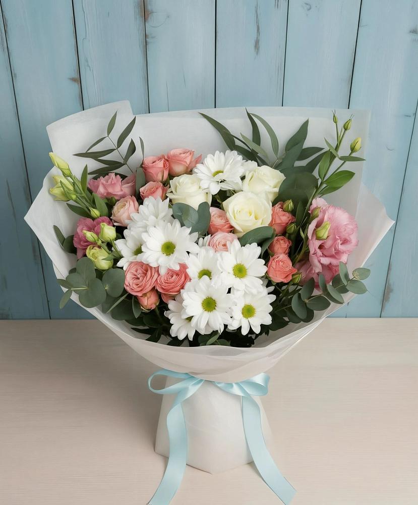Букет цветов из: Розы, Лизиантусы и Хризантемы в Турыгино