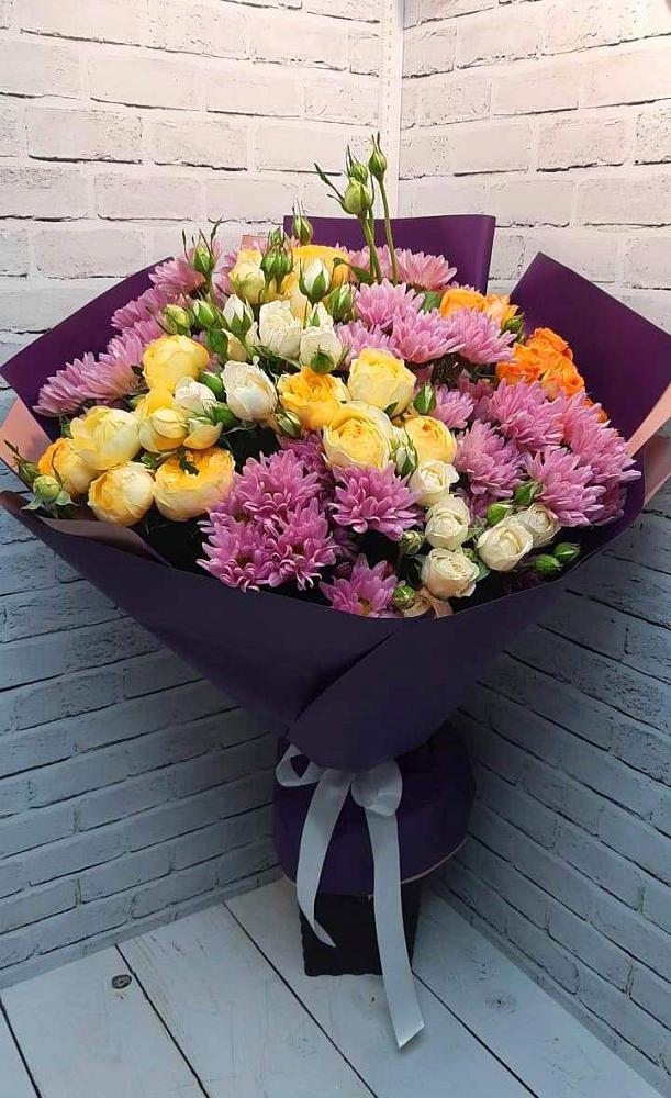 Букет цветов из: Хризантемы и Розы в Турыгино