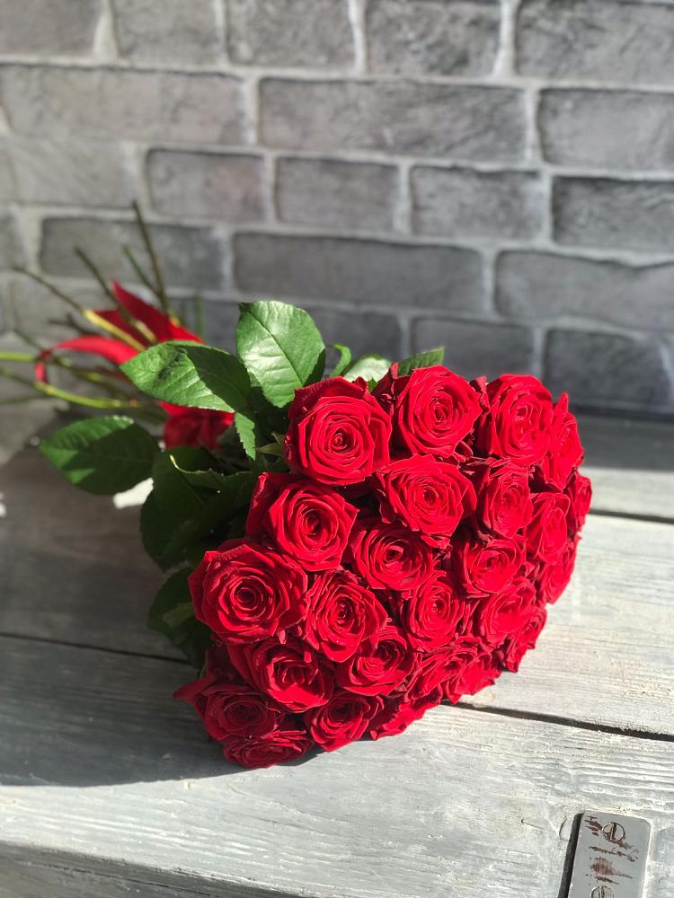 Букет Красные розы Фридом в Турыгино