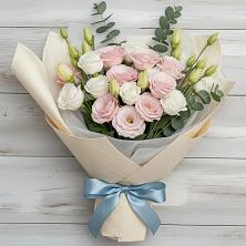 Букет цветов из:  Лизиантусы в Турыгино