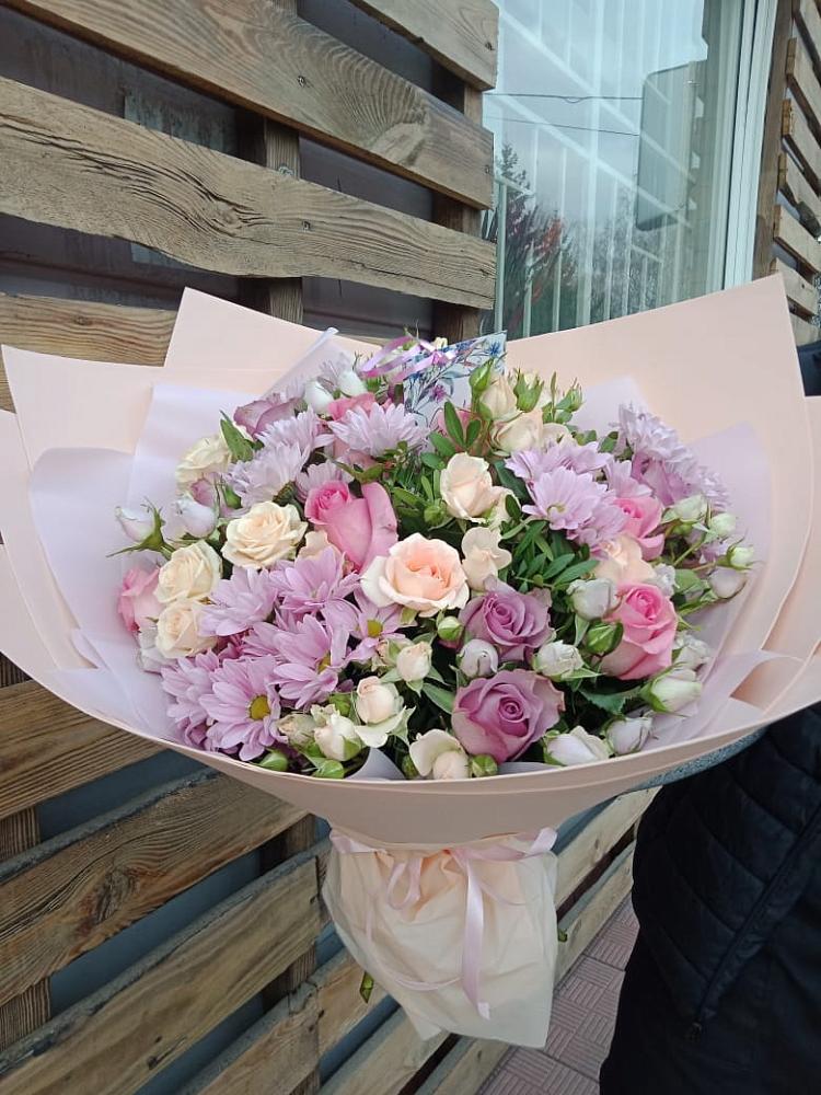 Букет цветов из: Розы и Хризантемы в Турыгино