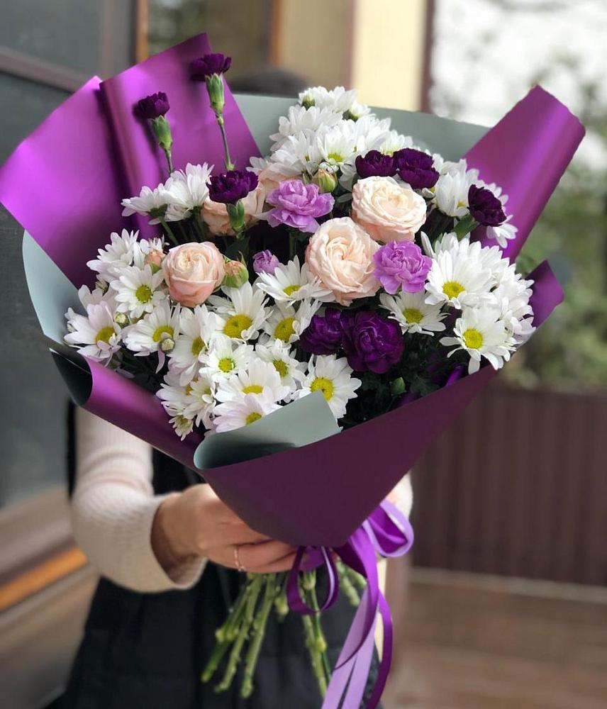 Букет цветов из: Хризантемы, Гвоздики и Розы в Турыгино