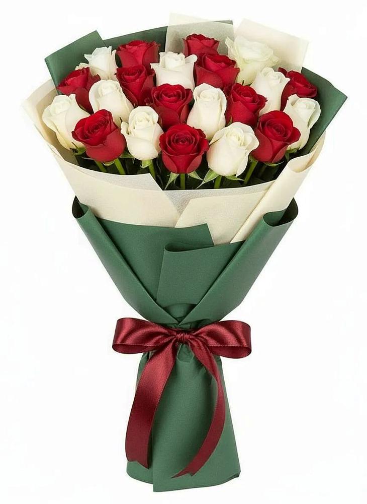Букет Микс из красных и белых роз в Турыгино