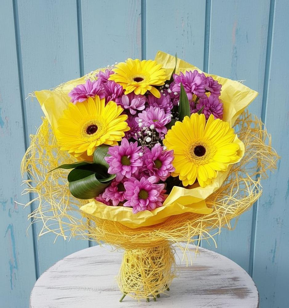 Букет цветов из: Хризантемы и Герберы в Турыгино