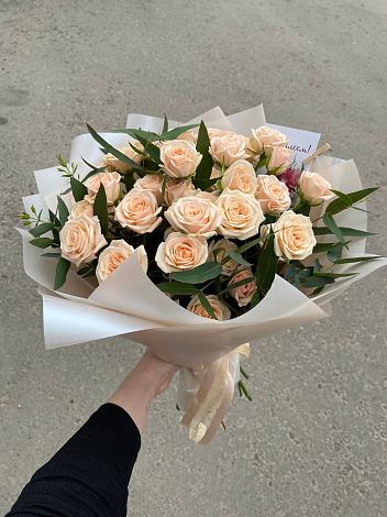 Букет Кремовые розы Латте в Турыгино