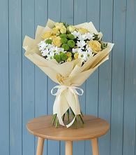 Букет цветов из:  Хризантемы и Розы в Турыгино