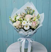 Букет цветов из:  Розы и Лизиантусы в Турыгино