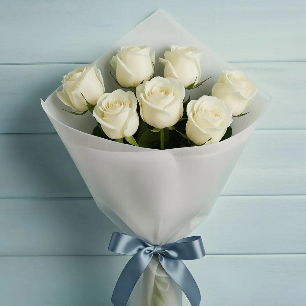 Букет 7 Белых роз Эдлесс Лав в Турыгино