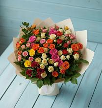 Букет Микс из разноцветных кустовых роз в Турыгино