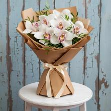 Букет цветов из:  Орхидеи и Розы в Турыгино